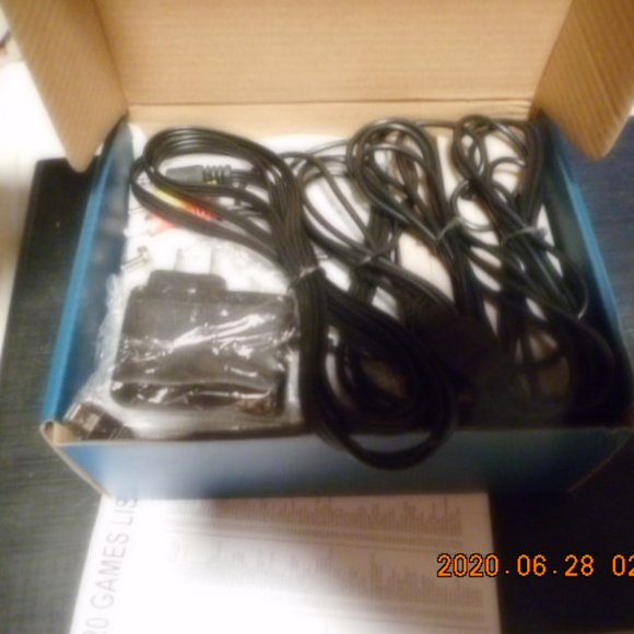 620 Built in Game Console - Picture 2 of 2